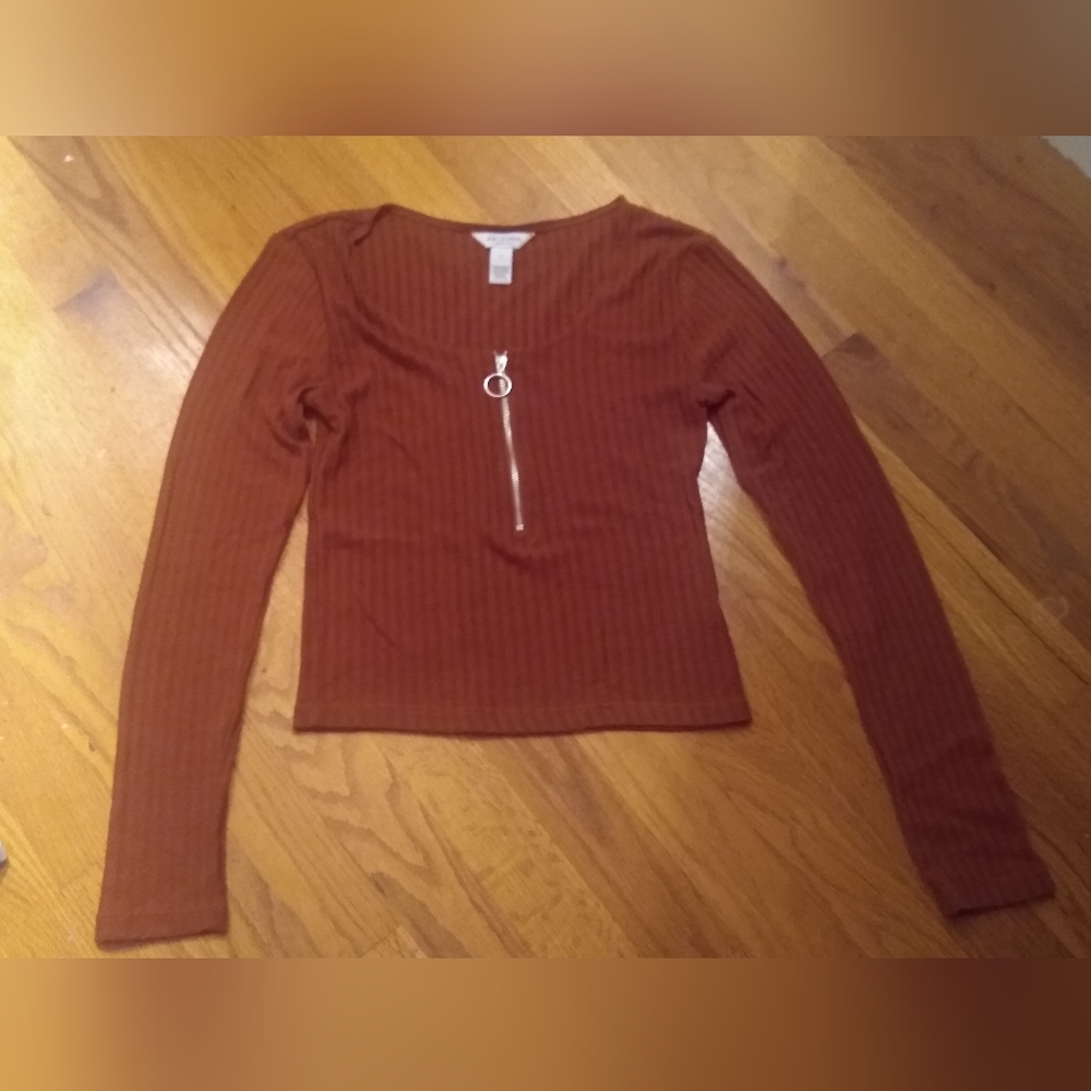 Red Long Sleeve Crop